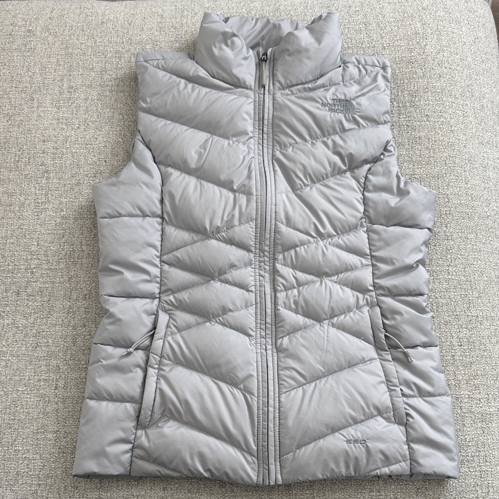 The North Face Size S Gray Women’s Puffer Vest